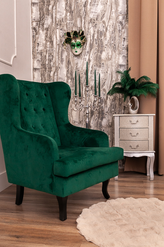 Vintage épített háttér erotikus fotózás debrecen szolgáltatásunkhoz - fehér függőfotel, fehér függöny